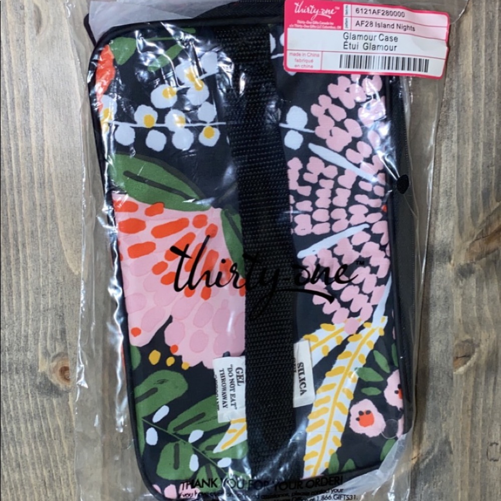 Thirty One cosmetic bag
